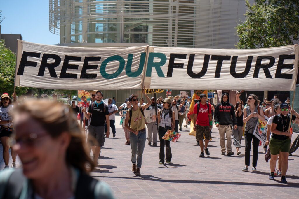 La demostración Free Our Future organizada por Mijente en San Diego, CA, el 2 de julio de 2018. Photo by Angela Jimenez